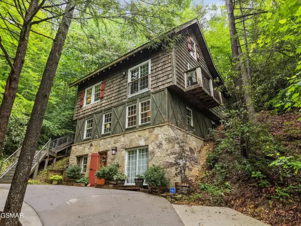 345 Gatlin Drive, Gatlinburg, TN 37738