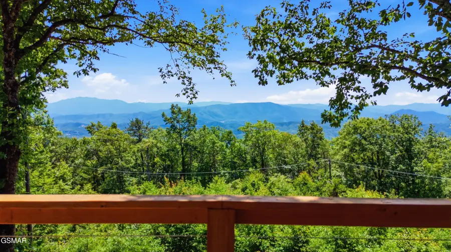 2749 E End Road, Sevierville, TN 37876 - #3