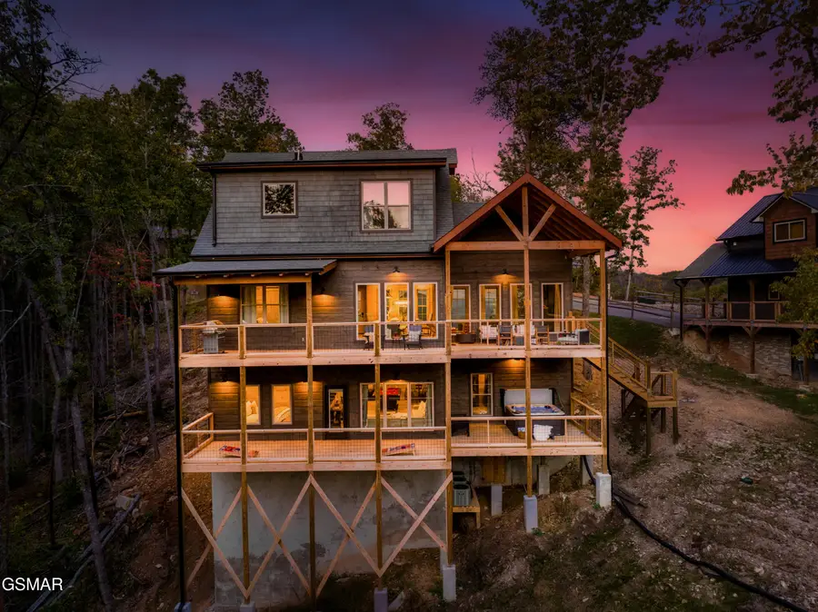 2438 Coopers Hawk Way, Sevierville, TN 37862 - #3