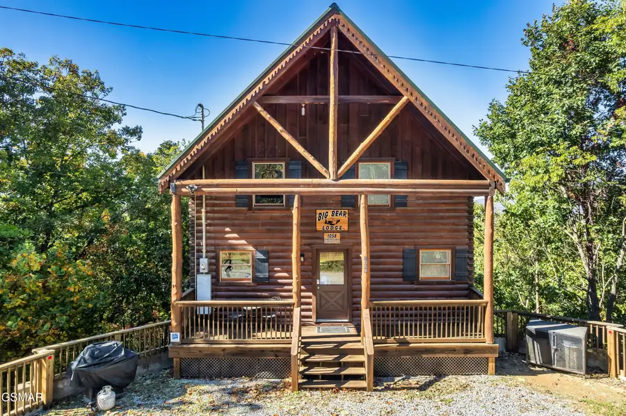 1058/1060 Pinecrest Way, Sevierville, TN 37862 - #2