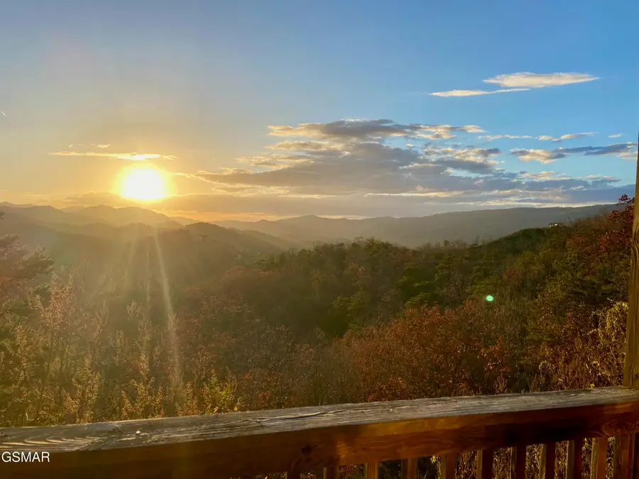 1058/1060 Pinecrest Way, Sevierville, TN 37862 - #3
