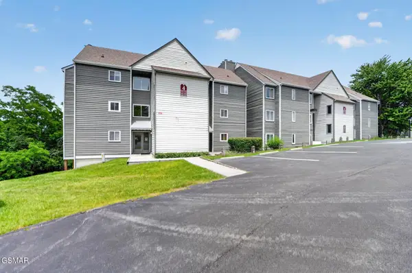 1260 Ski View Drive #APT 4302, Gatlinburg, TN 37738