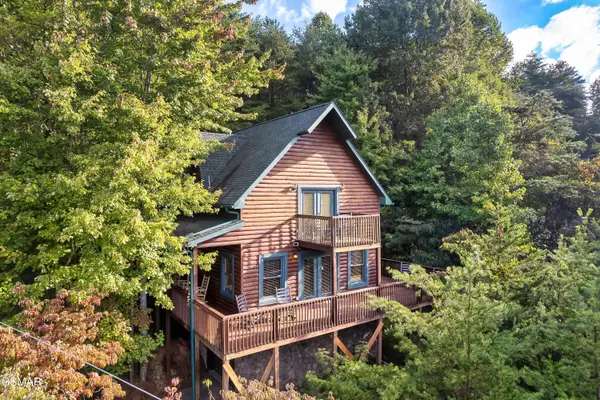 1204 Honeysuckle Lane, Sevierville, TN 37876