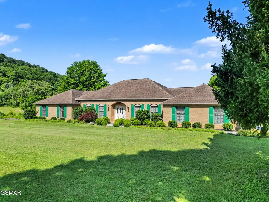 377 Thomas Loop Road, Sevierville, TN 37876 - #3