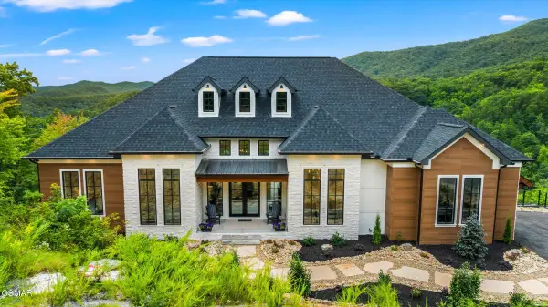3104 Smoky Bluff Trail, Sevierville, TN 37862