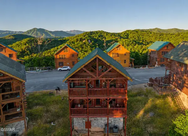 2819 White Oak Ridge Lane, Sevierville, TN 37862