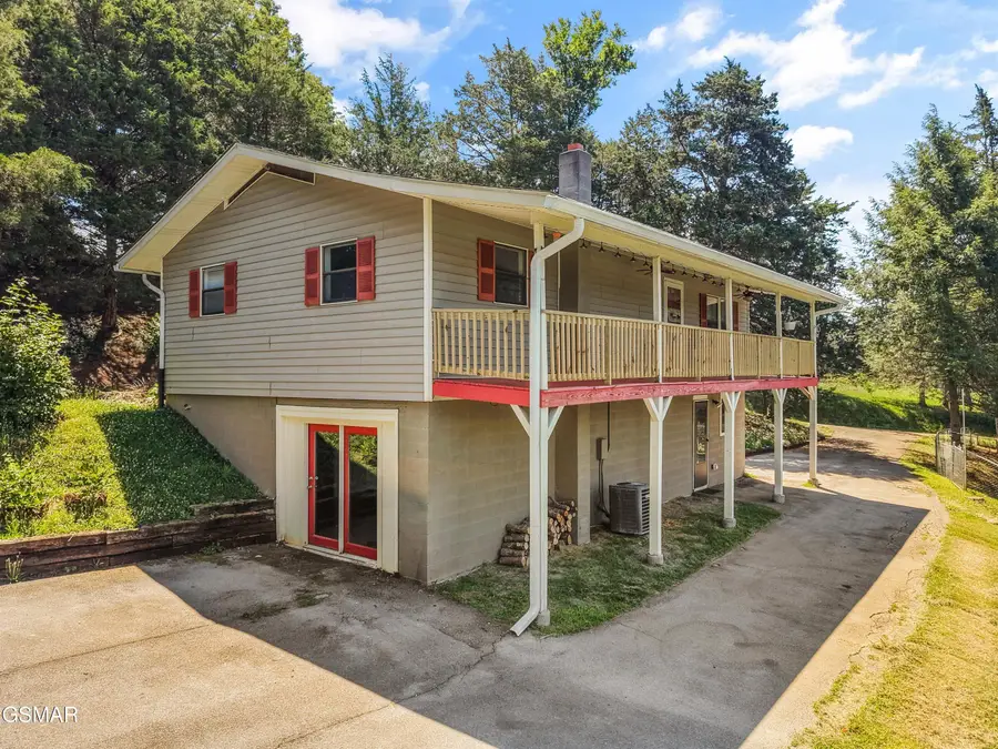 1420 Twin Oaks Road, Sevierville, TN 37876 - #2