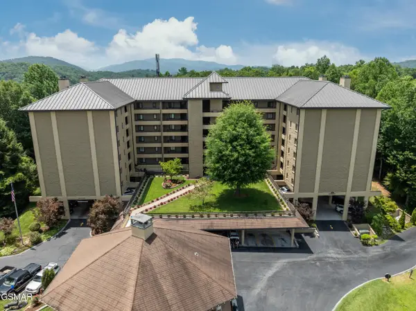 1704 Hidden Hills Road #APT 108, Gatlinburg, TN 37738