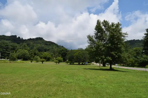 1645 E Main Street, Rogersville, TN 37857