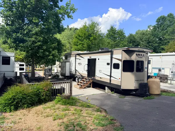 4229 E Parkway #98, Gatlinburg, TN 37738