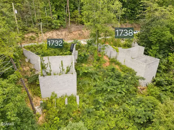 1732 Bassett Way, Sevierville, TN 37876