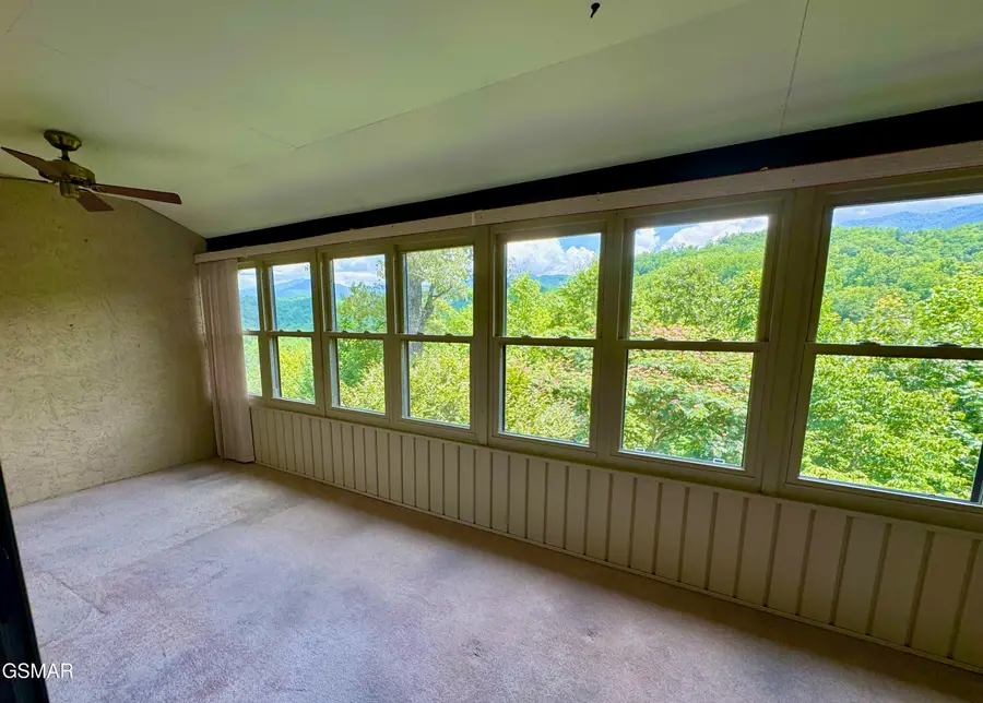 224 Woodland Road #UNIT 302, Gatlinburg, TN 37738 - #2