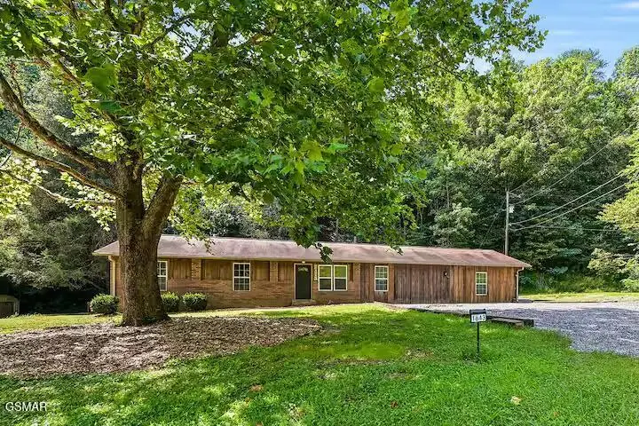 1643 Arron Way, Sevierville, TN 37876 - #1
