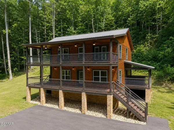 3066 N Clear Fork Road, Sevierville, TN 37862