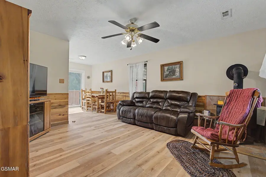 4246 Meadow Circle, Kodak, TN 37764 - #2