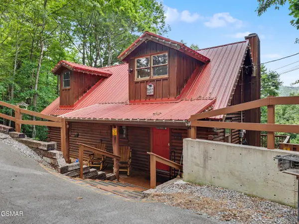 910 Ski View Lane, Sevierville, TN 37876