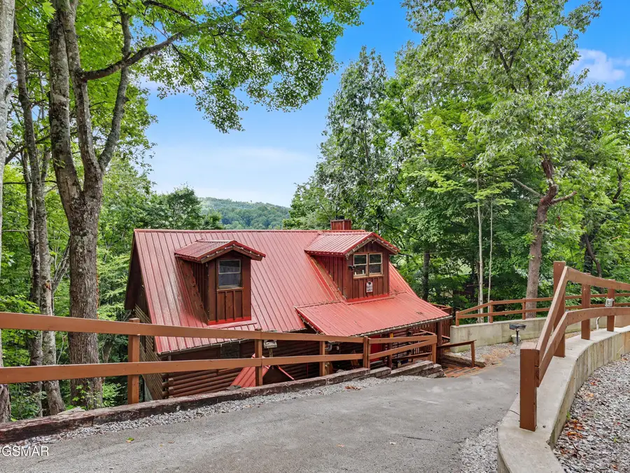 910 Ski View Lane, Sevierville, TN 37876 - #2