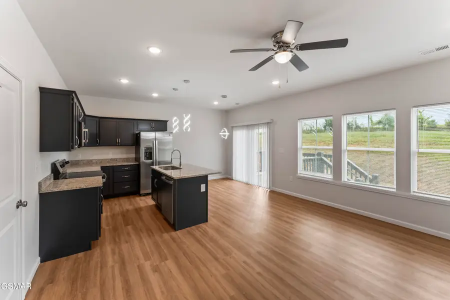 971 Lacy Ct, Sevierville, TN 37862 - #2