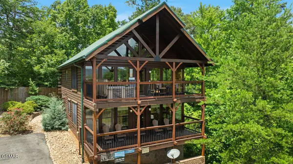 1435 Zachary Thomas Lane, Sevierville, TN 37876