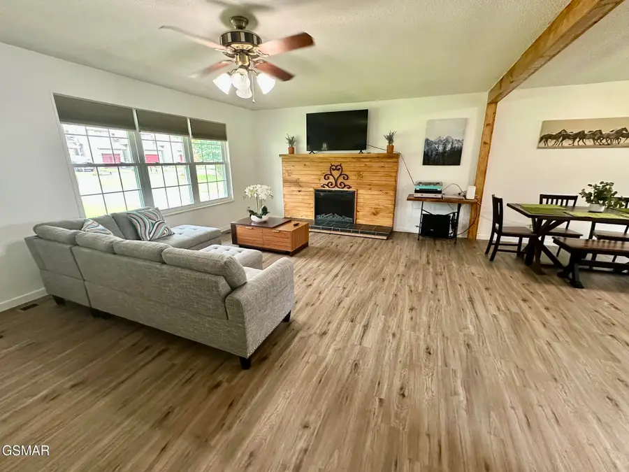 2669 High Valley Drive, Pigeon Forge, TN 37863 - #3