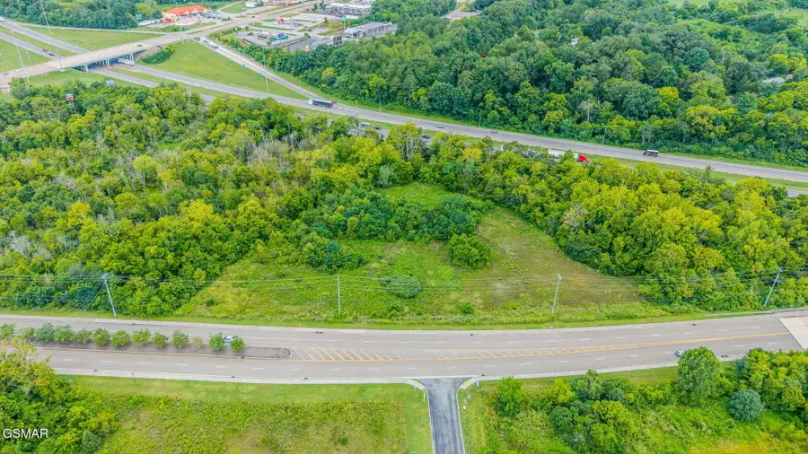 2475 Creekwood Park Boulevard, Lenoir City, TN 37772 - #3