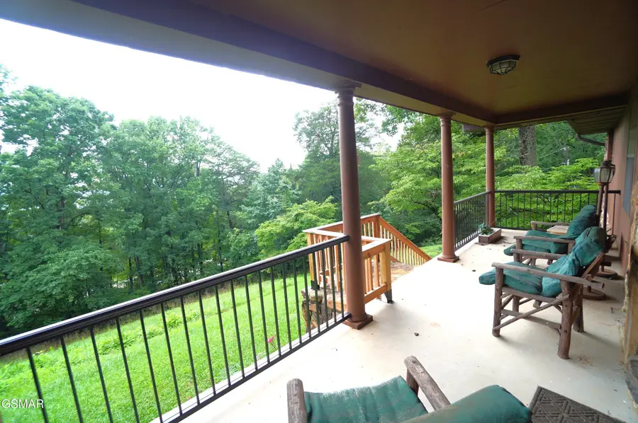 2101 W Governor John Sevier Highway, Knoxville, TN 37920 - #2
