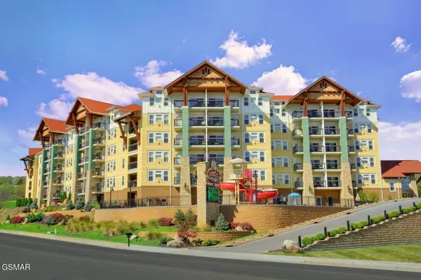 3415 Teaster Lane #UNIT 401, Pigeon Forge, TN 37863