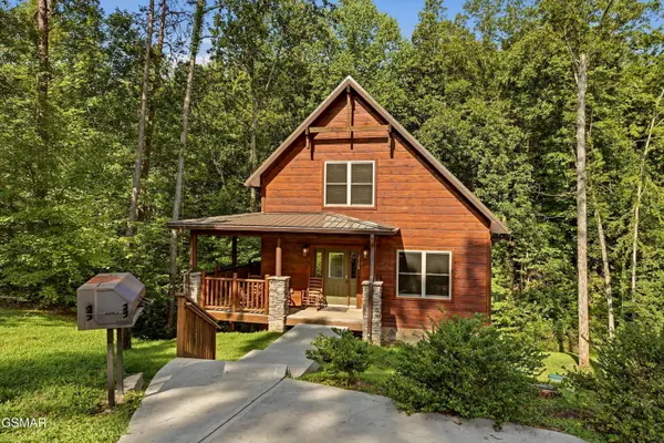 2108 Roscoe Court, Sevierville, TN 37876
