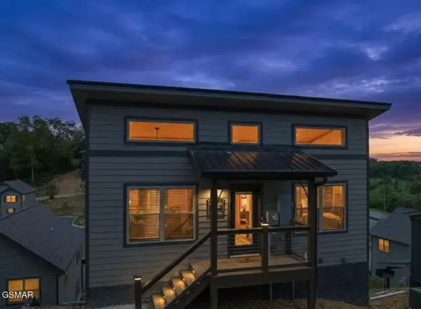 1654 Veterans Blvd Unit 32, Sevierville, TN 37862