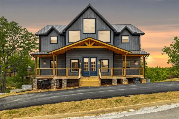 2829 Red Sky Drive, Sevierville, TN 37862