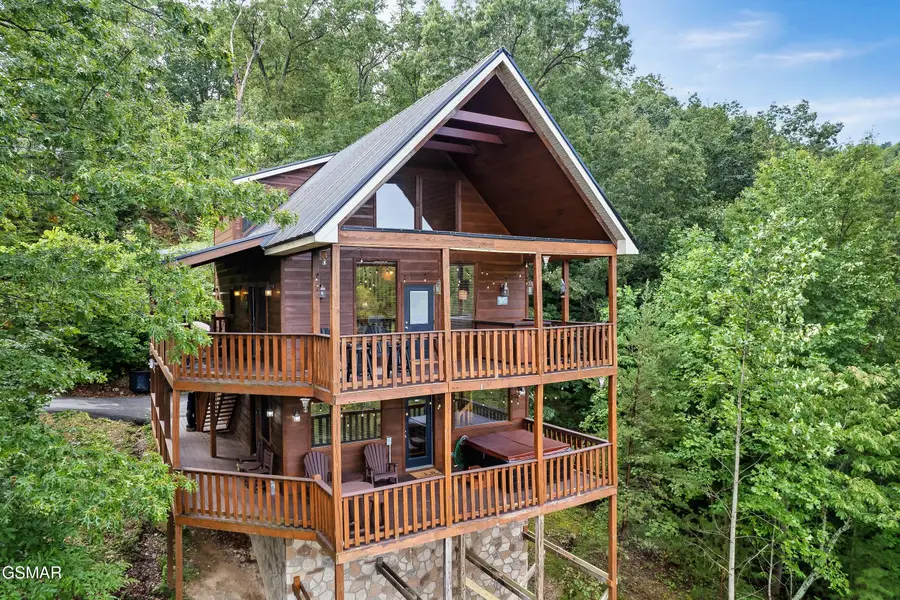 2420 Misty Shadows Drive, Sevierville, TN 37862 - #3