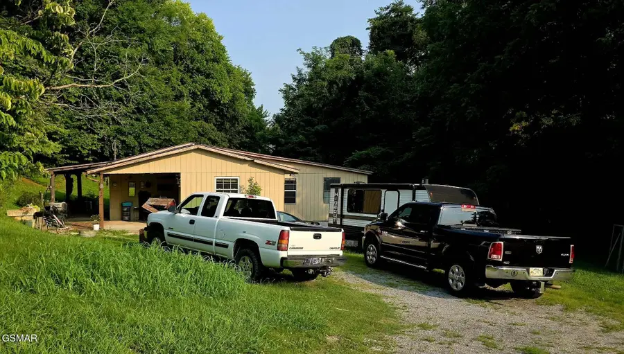 1220 E Dogwood Lane, Sevierville, TN 37862 - #2