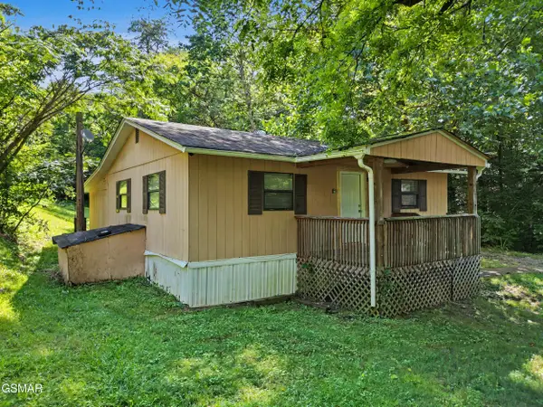 8018 Sevierville Pike, Knoxville, TN 37920