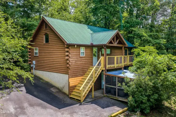 612 Magic Kingdom Lane, Sevierville, TN 37862