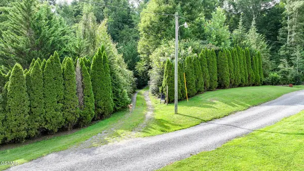 985 Tennessee 31, Mooresburg, TN 37811