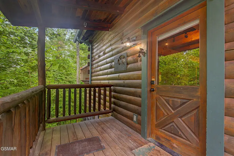 3039 Brothers Way, Sevierville, TN 37862 - #3