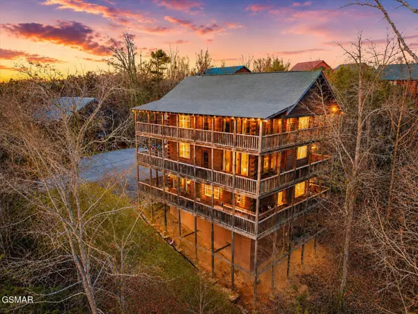 2022 Oakmont Drive, Sevierville, TN 37876