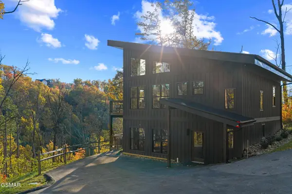 2216 Headrick Lead, Sevierville, TN 37862