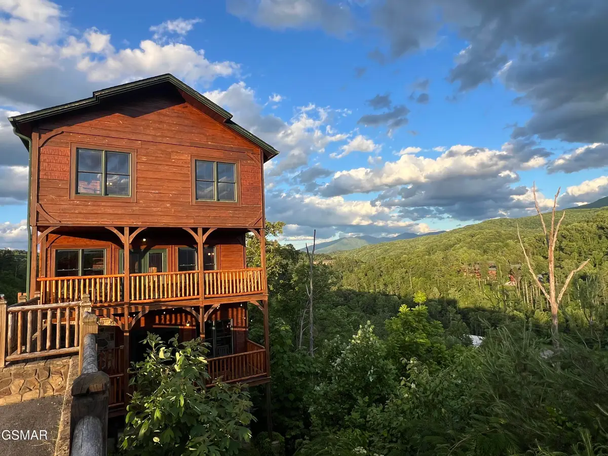 804 Resort Way, Gatlinburg, TN 37738 - #1