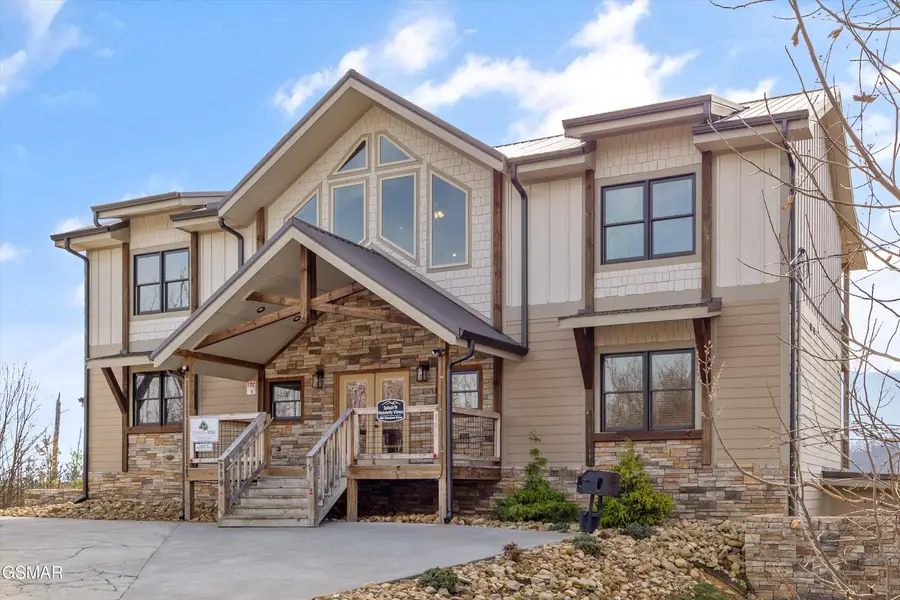 986 Chestnut Drive, Gatlinburg, TN 37738 - #2