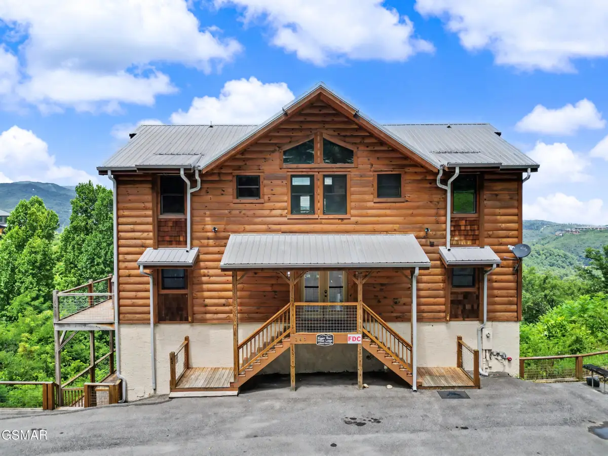 240 Stone Fence Lane, Gatlinburg, TN 37738 - #1