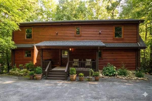 1903 Waters End Road, Walland, TN 37886