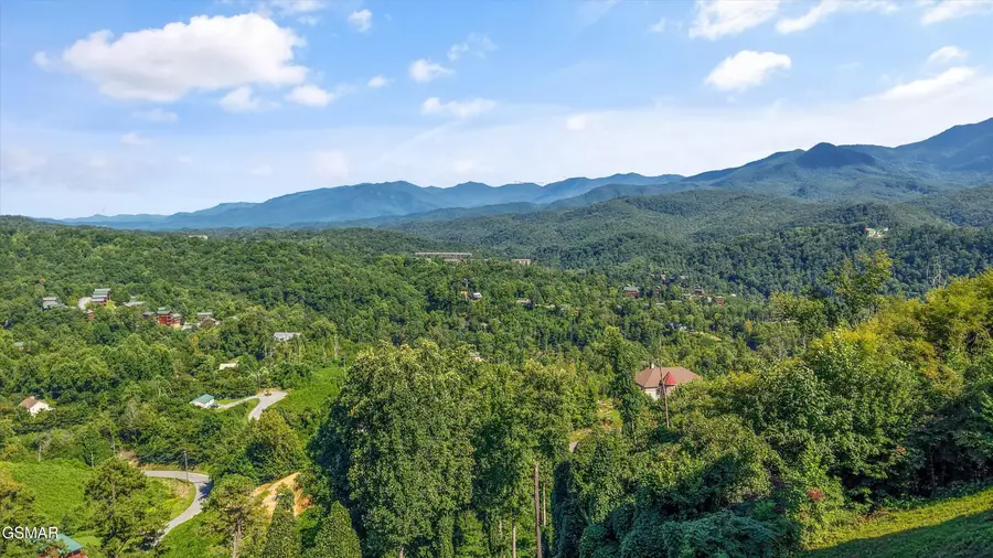 616 Kings Way, Gatlinburg, TN 37738 - #2