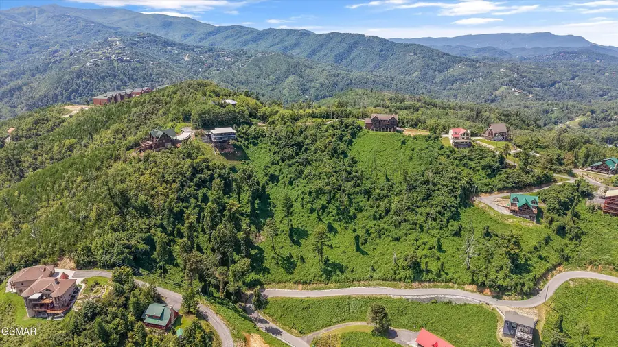 616 Kings Way, Gatlinburg, TN 37738 - #3