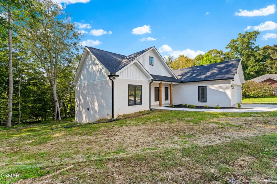 1430 Beechtop Lane, Kodak, TN 37764 - #3