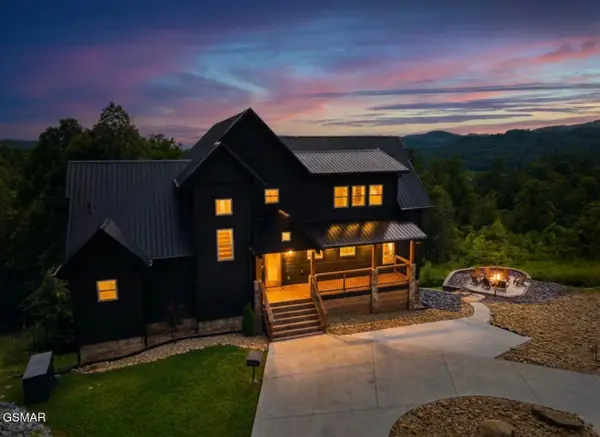 2843 Cedar Falls Way, Sevierville, TN 37862