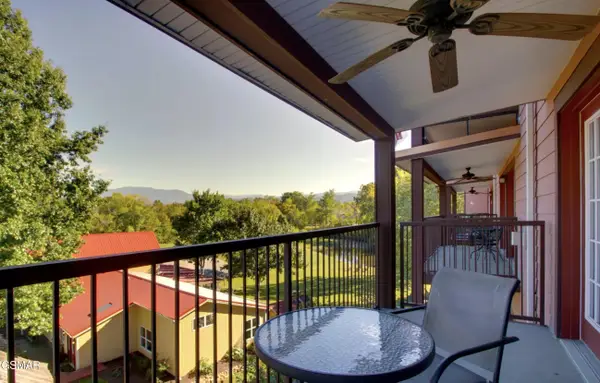 527 River Place Way #UNIT 524, Sevierville, TN 37862