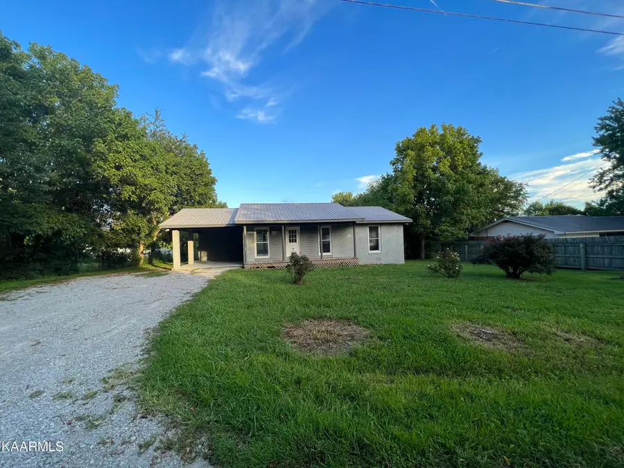 1016 W Hill Rd, Jamestown, TN 38556 - #2