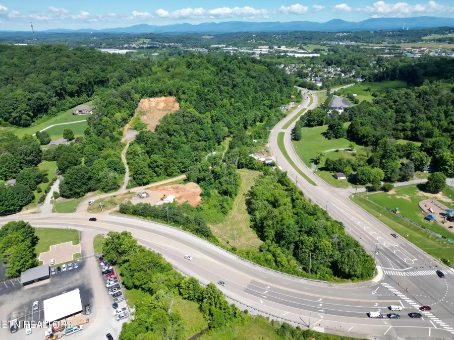 2015 Rehberg Lane, Knoxville, TN 37932 - #3