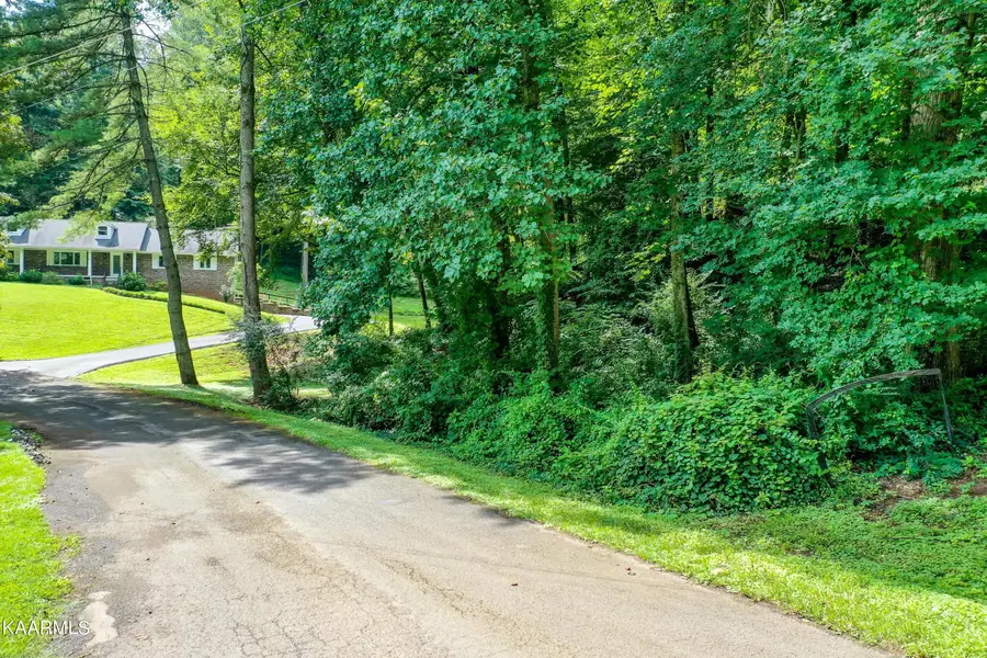 2632 SW Lynbrulee Lane, Knoxville, TN 37920 - #3